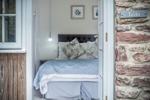 1 bedroom, premium bedding, bed sheets - Teilo - 1 Bedroom - St Ishmael's (Haverfordwest)