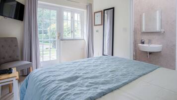 1 kamar tidur, seprai premium, dan seprai linen