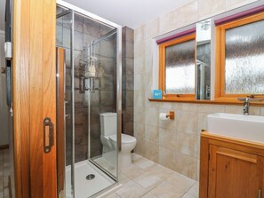 Shower - Otakaro (Ballindalloch)