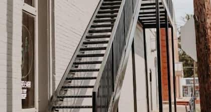 Historic Downtown King Lofts C