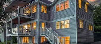 Winnie Waterfront - Beautiful Lakefront Home!!! sandy water, Close to Gunstock!!