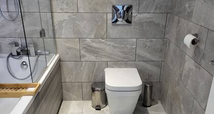 Best Priced Apartment In Danum 19