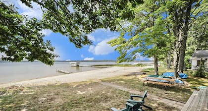 The Summer Cabin | Lakefront house in Interlochen with private beach access