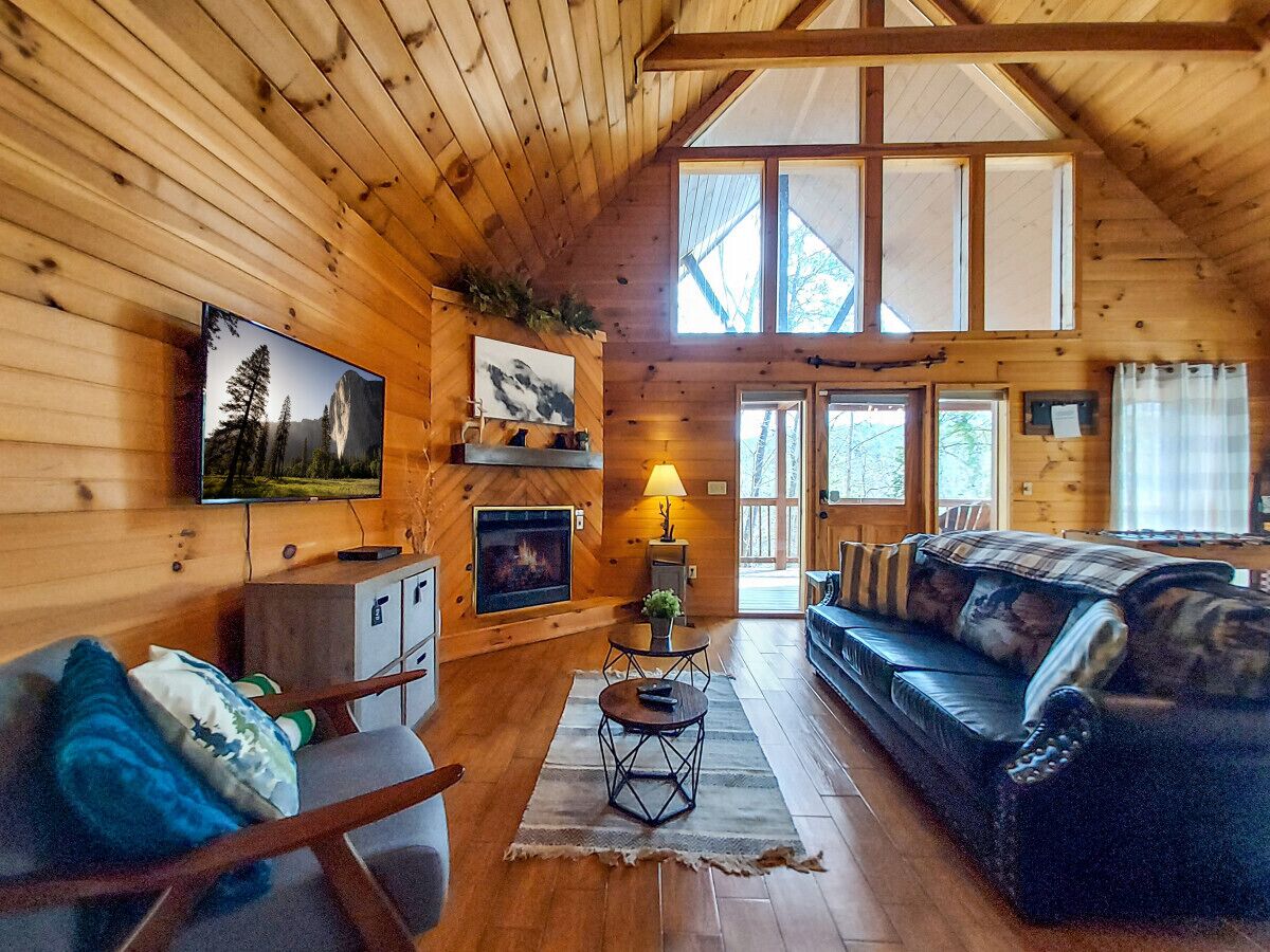 Smart TV, fireplace, video games