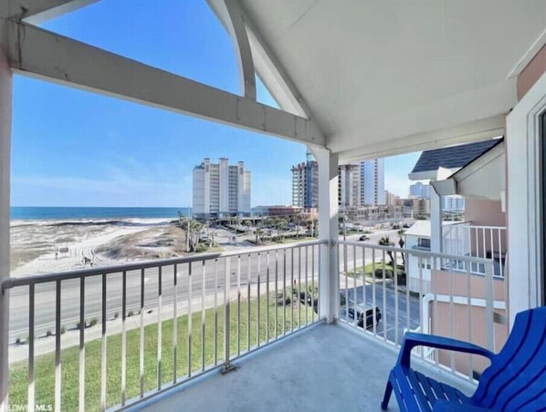 Property grounds - Break 4 Control
(Gulf Shores)