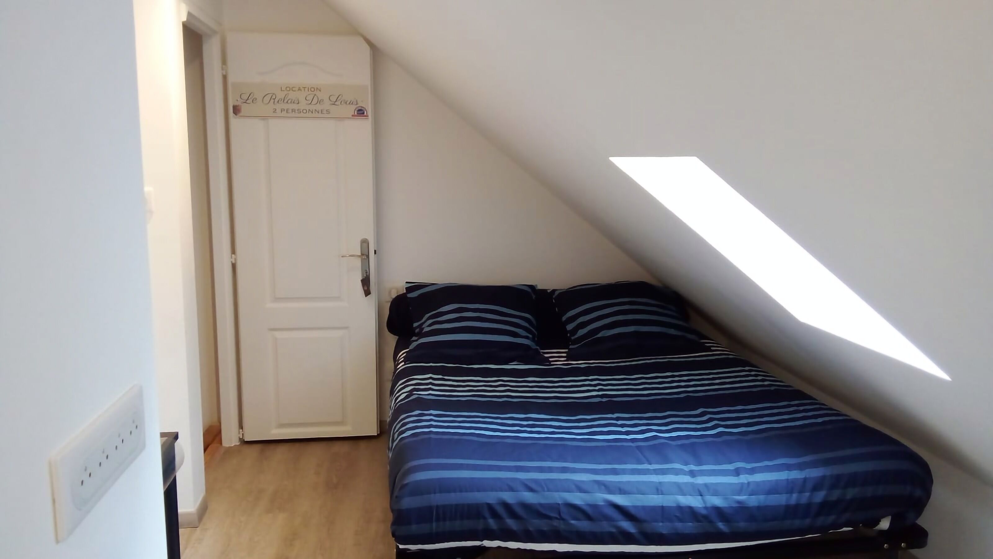 Rom – basic | 1 soverom, lydisolert, wi-fi (inkludert) og sengetøy