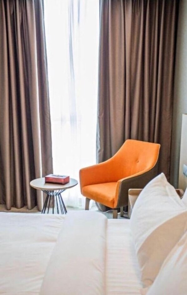 3 chambres, fer et planche à repasser, lit parapluie, Wi-Fi gratuit