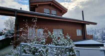 Cozy Alpine Retreat with Private Sauna & Stunning Lake and Mountain Views