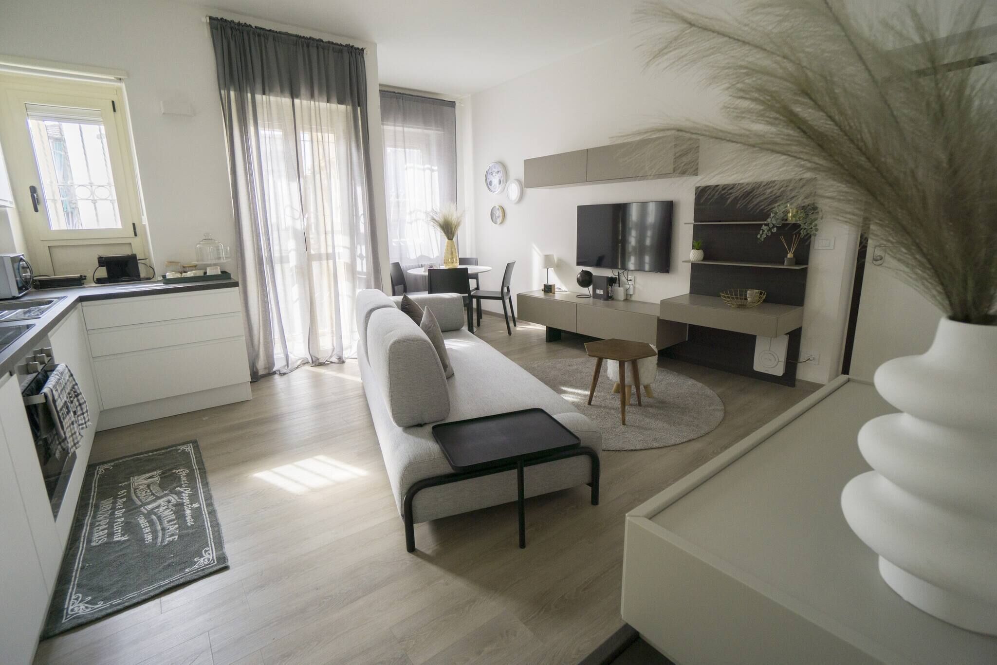 Appartement, 2 chambres, balcon, vue ville | Équipements de la chambre
