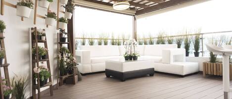 Apartamento, vários quartos, para fumantes, sacada | Sacada