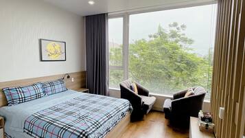 Apartment, 2 Bedrooms, City View | Premium bedding, free minibar items, desk, free WiFi