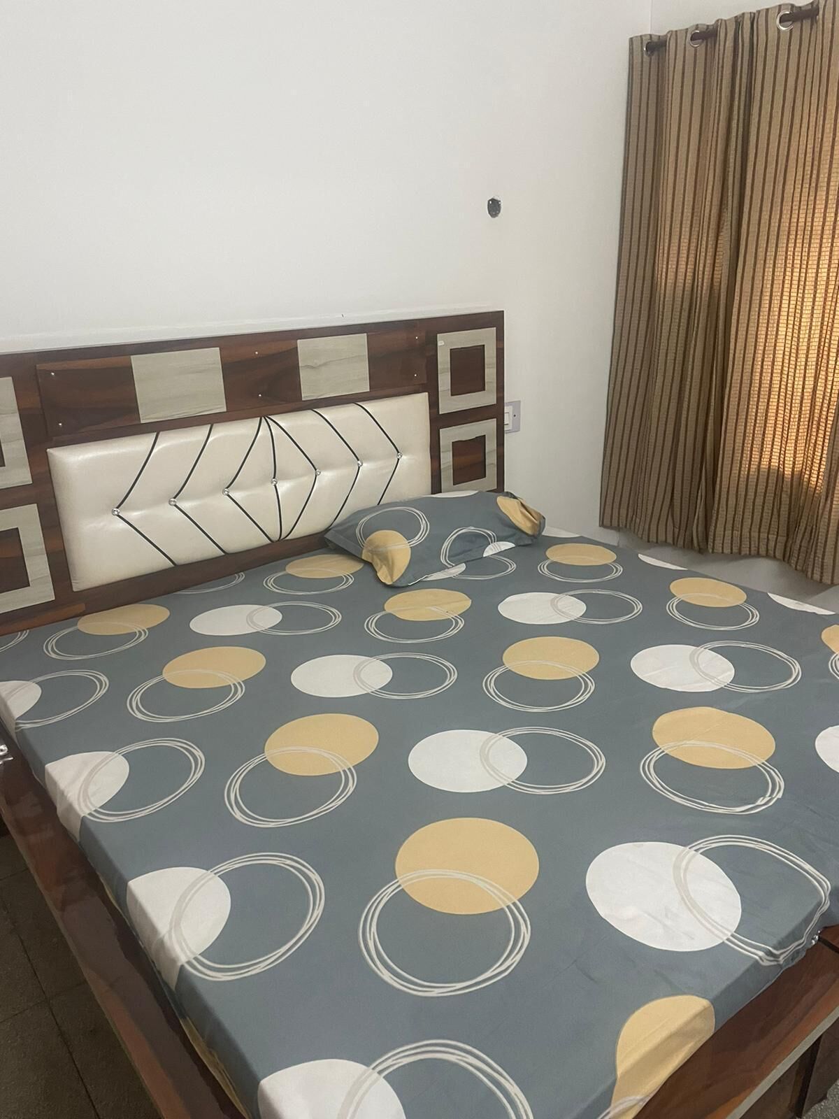 4 camere, ferro/asse da stiro, Wi-Fi, lenzuola