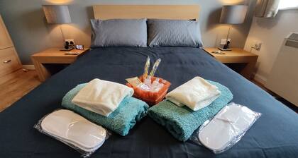 Modern 1-bed Flat in Wigan