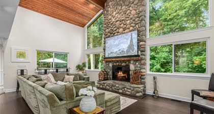 Attainable Convenient Serenity in South East Michigan West Suburbs