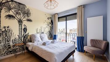 2 bedrooms, iron/ironing board, travel cot, WiFi