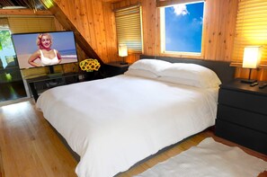5 bedrooms, iron/ironing board, free WiFi, bed sheets