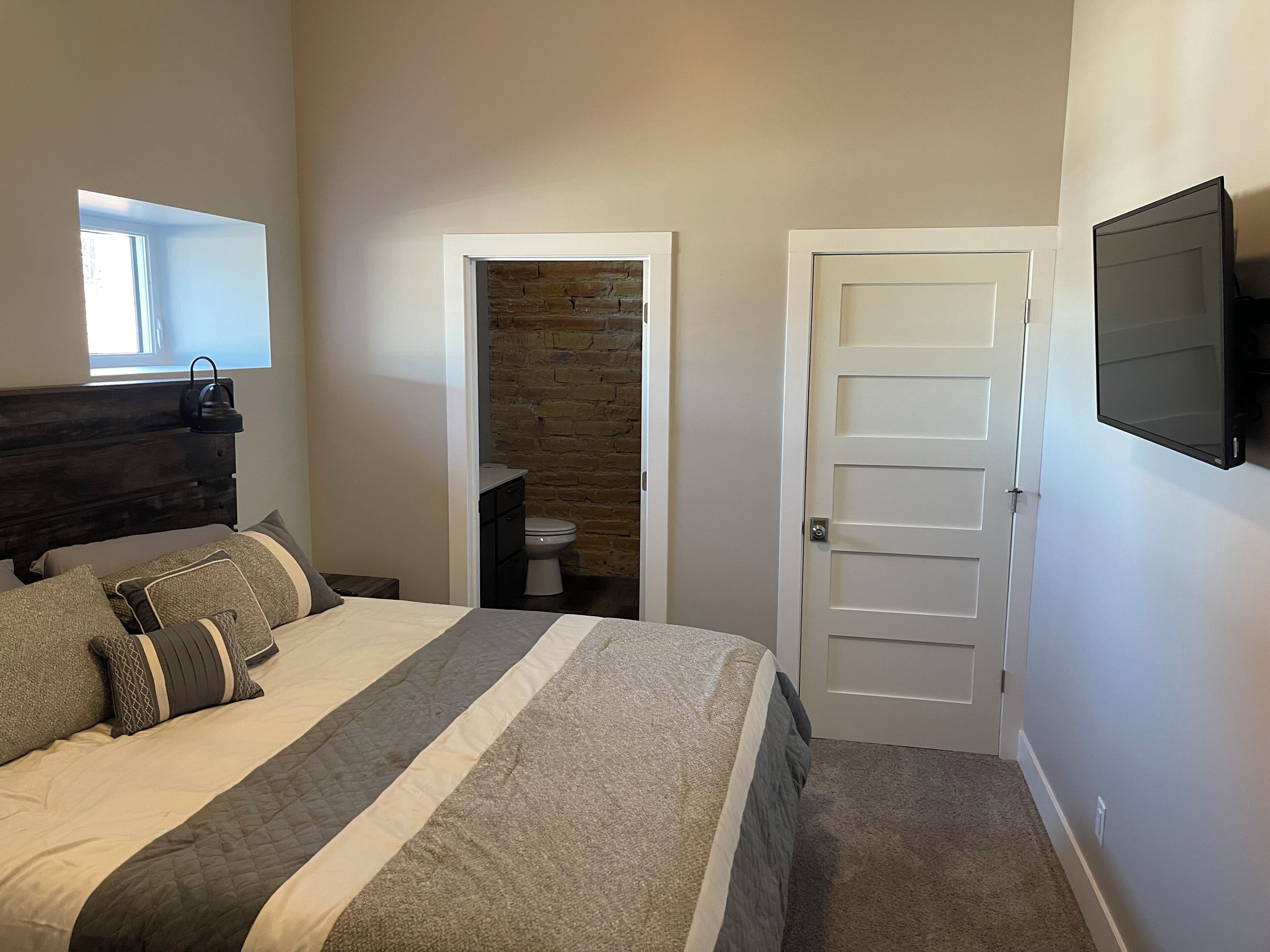 2 Schlafzimmer, Zimmersafe, Bügeleisen/Bügelbrett, kostenloses WLAN