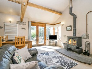 Living area - Egg Pudding Stone (Grange-over-Sands)