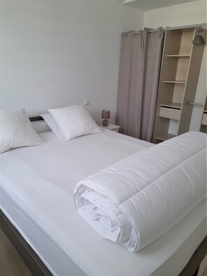 2 bedrooms