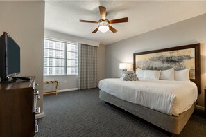 1 chambre, coffres-forts dans les chambres, fer et planche à repasser