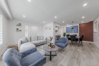 Entire Cozy Home | In-Ground Pool | Minutes to Lake & Waterfront Park