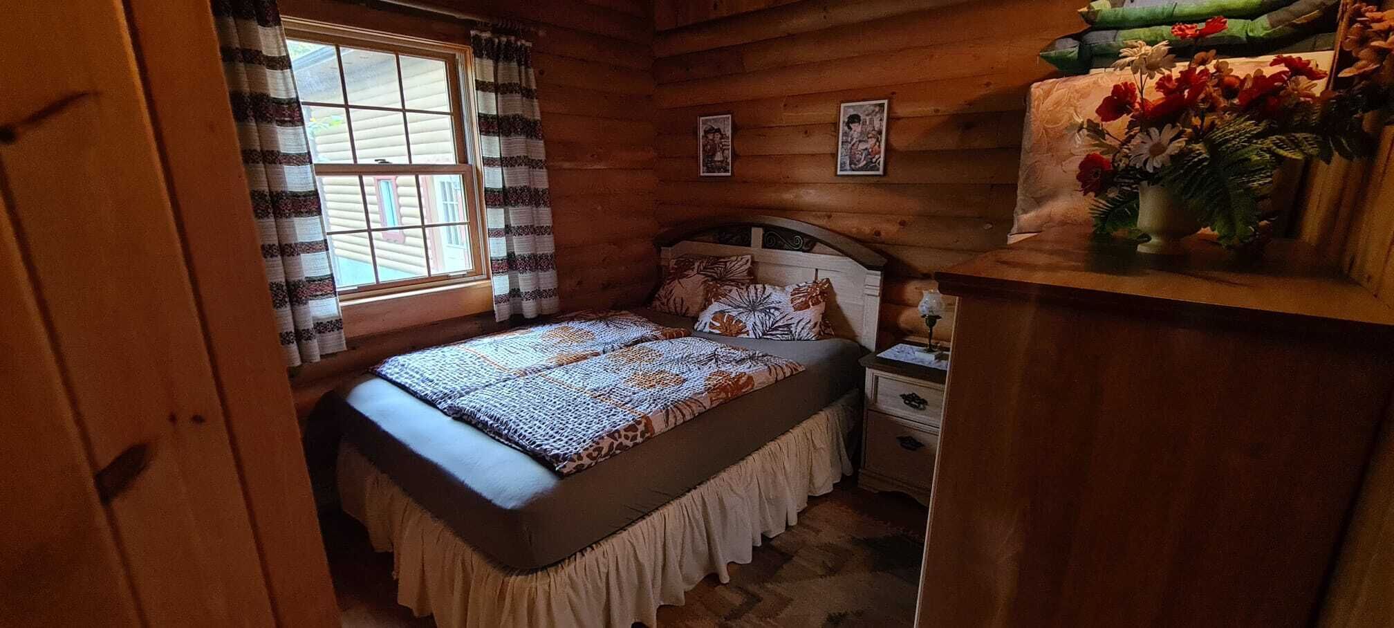 2 多间卧室、熨斗/熨衣板、免费 WiFi、床单