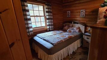 2 slaapkamers, een strijkplank/strijkijzer, gratis wifi, beddengoed