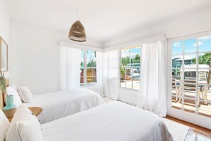 4 bedrooms, desk, iron/ironing board, travel cot