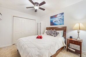 1 soverom, strykejern/-brett, wi-fi og sengetøy