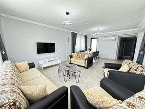Living area - Safe, Central, lux and Comfortable Holiday in Dalyan (Dalyan)