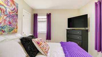 2 Schlafzimmer, Schreibtisch, Bügeleisen/Bügelbrett, WLAN