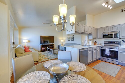 Hot Tub & Fire Pit: Prescott Valley Retreat!