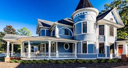 Beautiful Historic 1 BR Apartment - Walk Downtown