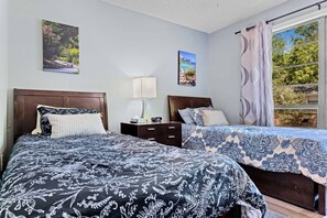 2 bedrooms, iron/ironing board, WiFi, bed sheets