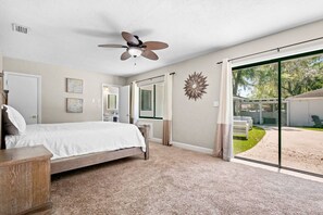 5 bedrooms, iron/ironing board, WiFi, bed sheets