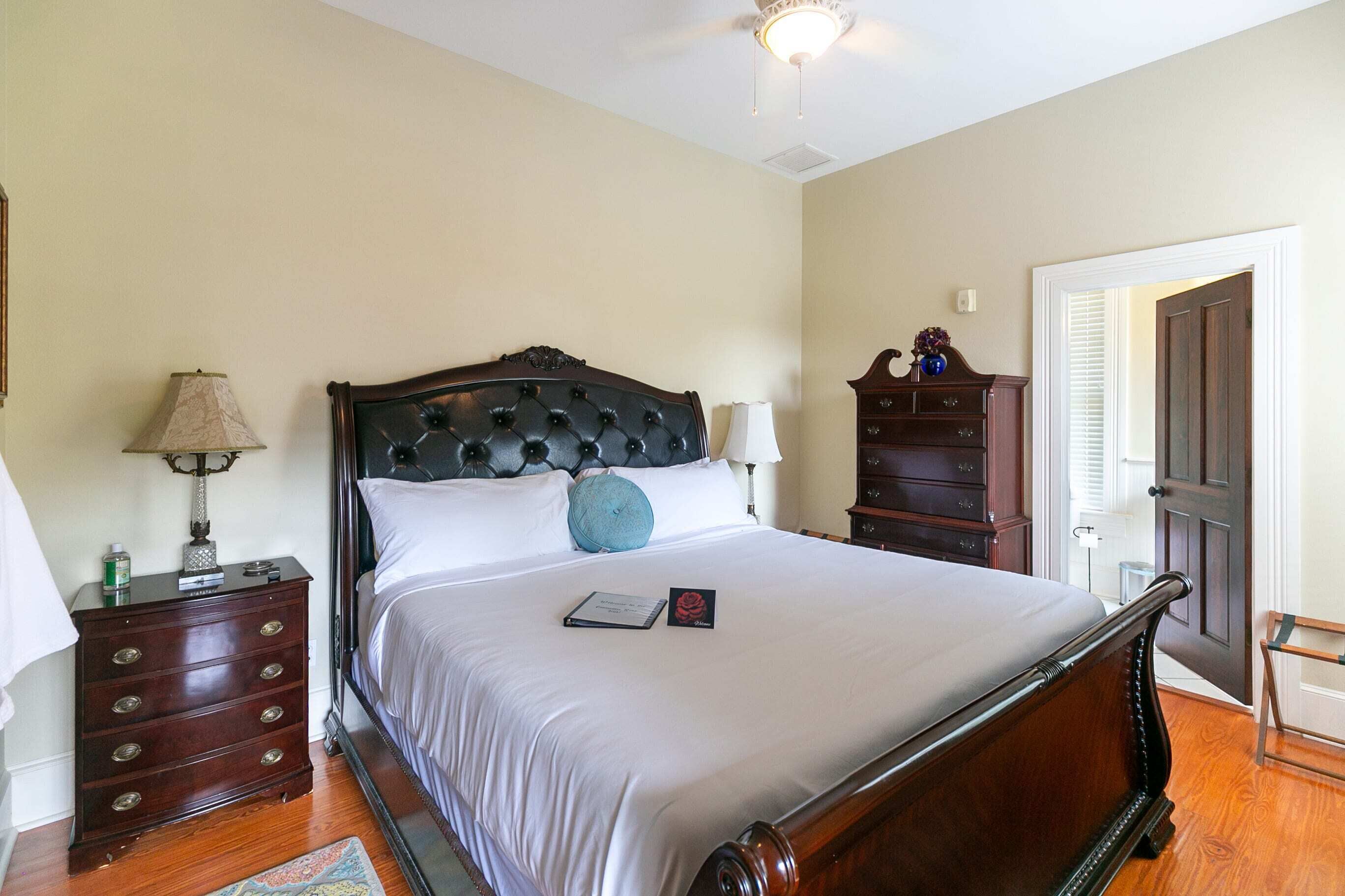 Stardust Room at The Camellia Rose Inn