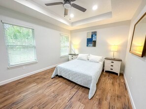 3 bedrooms, iron/ironing board, WiFi