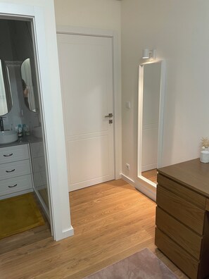 Towels, toilet paper