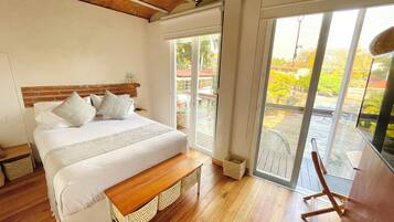 Suite panorámica | Escritorio, wifi gratis y ropa de cama