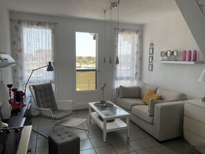 Een televisie en een dvd-speler