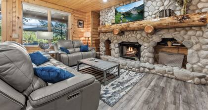 Deer Valley Luxury Condo, Comstock Lodge, 2 Bedroom - Walk to Lifts, Private Hot Tub, Amazing Views