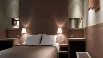 1 chambre, bureau, fer et planche à repasser, Wi-Fi gratuit