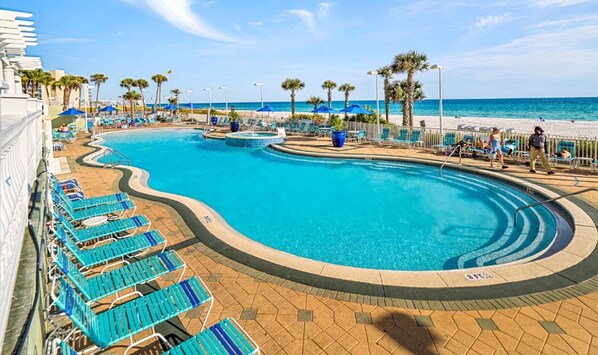 A heated pool - Boardwalk 501 3Br Plus Bunk Room. Like having a 4Br Beach House (Panama City Beach)