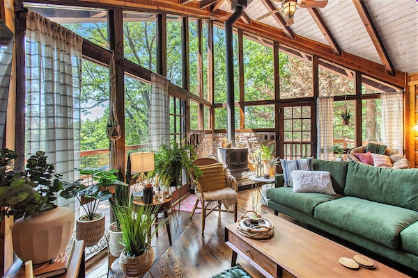 Smart TV, fireplace, video games, books