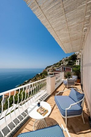 Property grounds - Villa Dani - Sea-facing villa with two pools (Praiano)