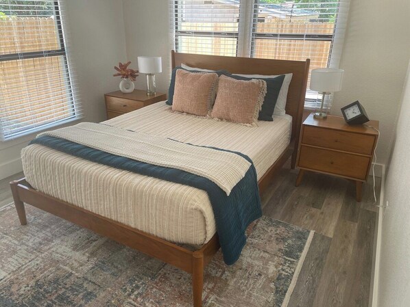 2 habitaciones, tabla de planchar con plancha y wifi gratis 