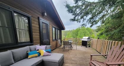 Tranquil Off-Grid Oasis