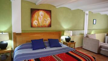 Panoramic Room | Blackout curtains, free WiFi, bed sheets