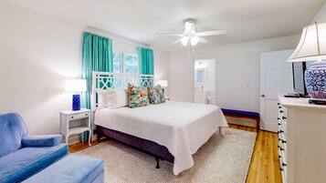 3 chambres, fer et planche Ă repasser, accĂšs Internet, draps fournis