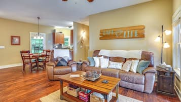 Télévision, lecteur de DVD, livres, vidéothÚque